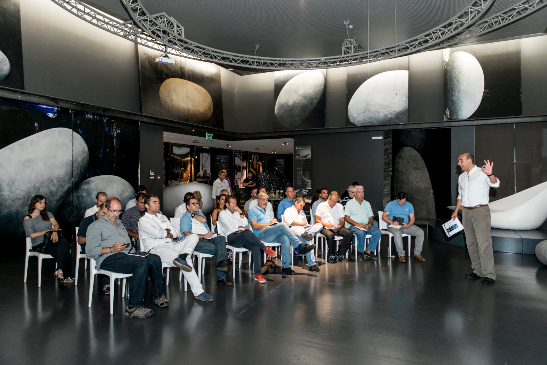 Apresentação aos jornalistas no Centro de Arte Casa das Mudas