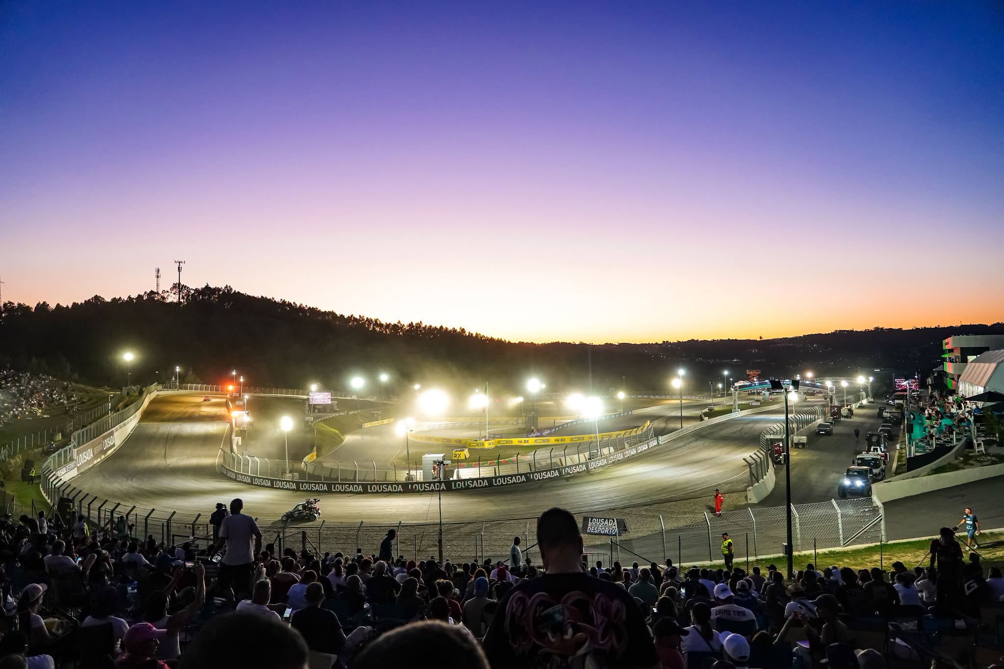 Circuito Internacional de Lousada viveu noite histórica com estreia da competição noturna