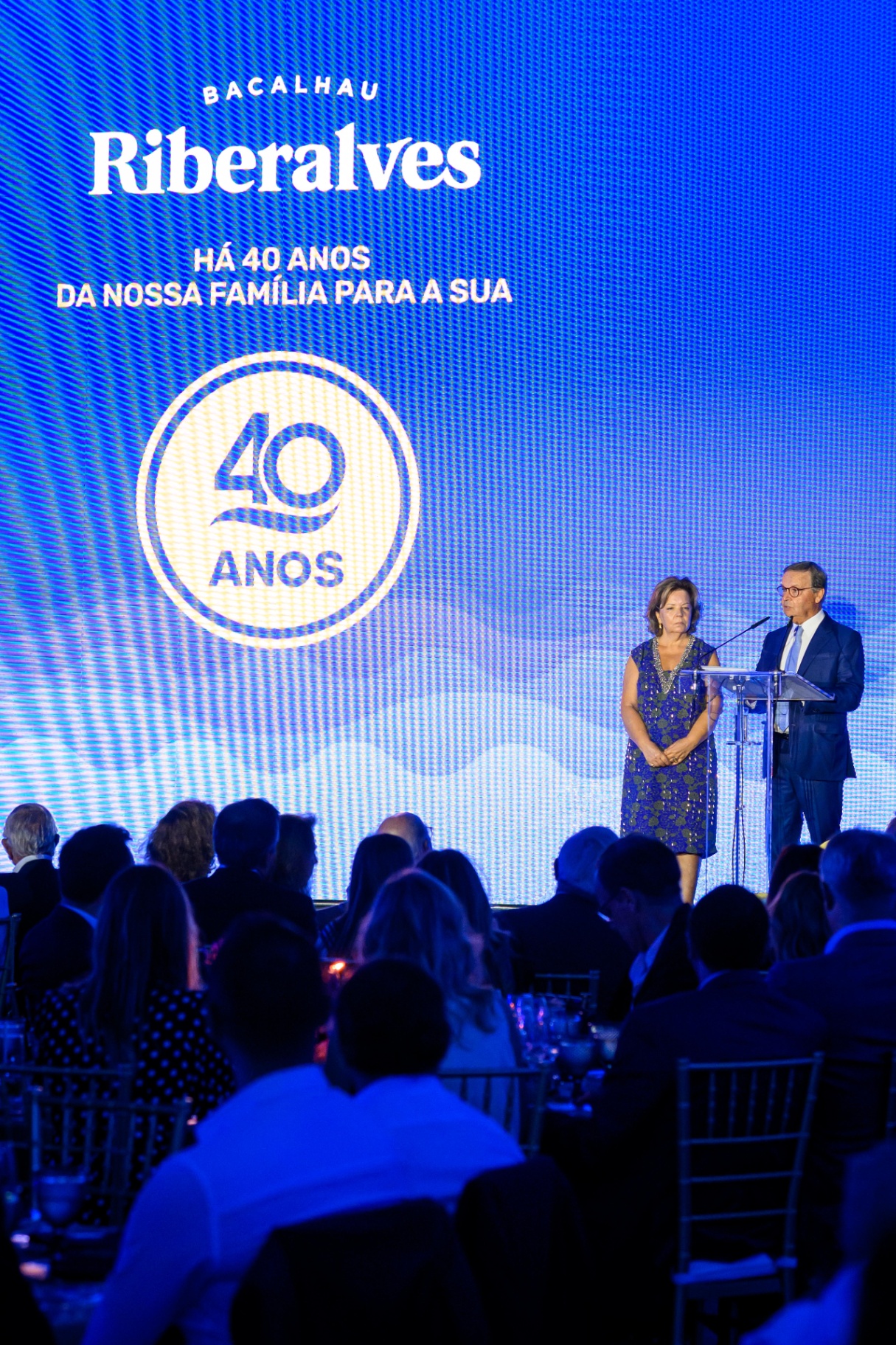 Fundadores da Riberalves no palco do 40º aniversário
