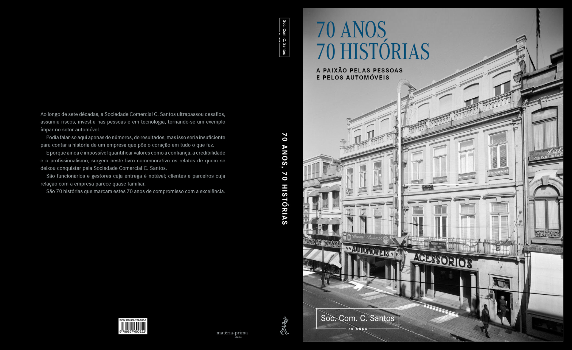 Sobrecapa desdobrada do livro com fotografia a preto e branco da fachada histórica da Sociedade Comercial C. Santos e texto introdutório