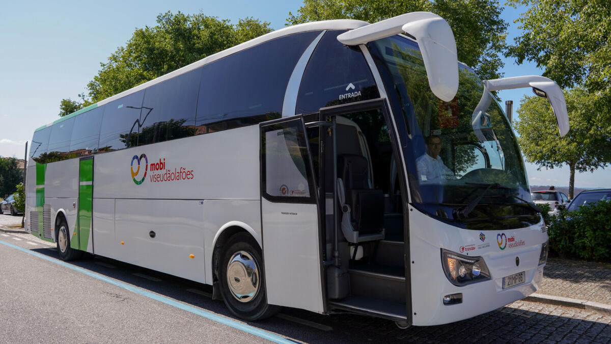 Rede de transportes com 140 autocarros liga os 14 concelhos da região Viseu Dão Lafões