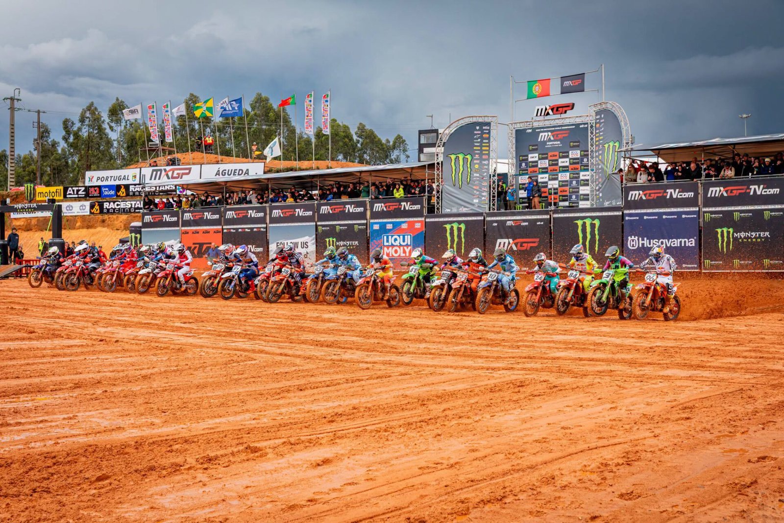 Turismo Centro de Portugal recebe elite mundial do motocross em evento transmitido para 180 países