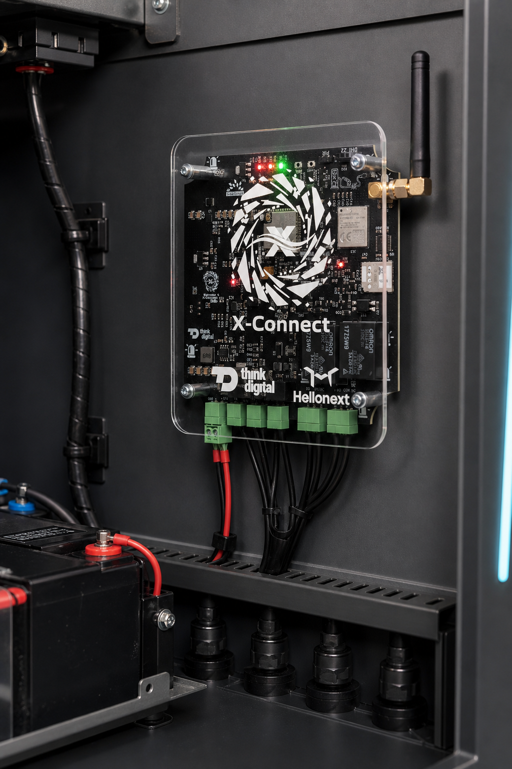 Hellonext e ThinkDigital lançam X-Connect para proteger redes de carregamento de veículos elétricos contra o furto de cabos