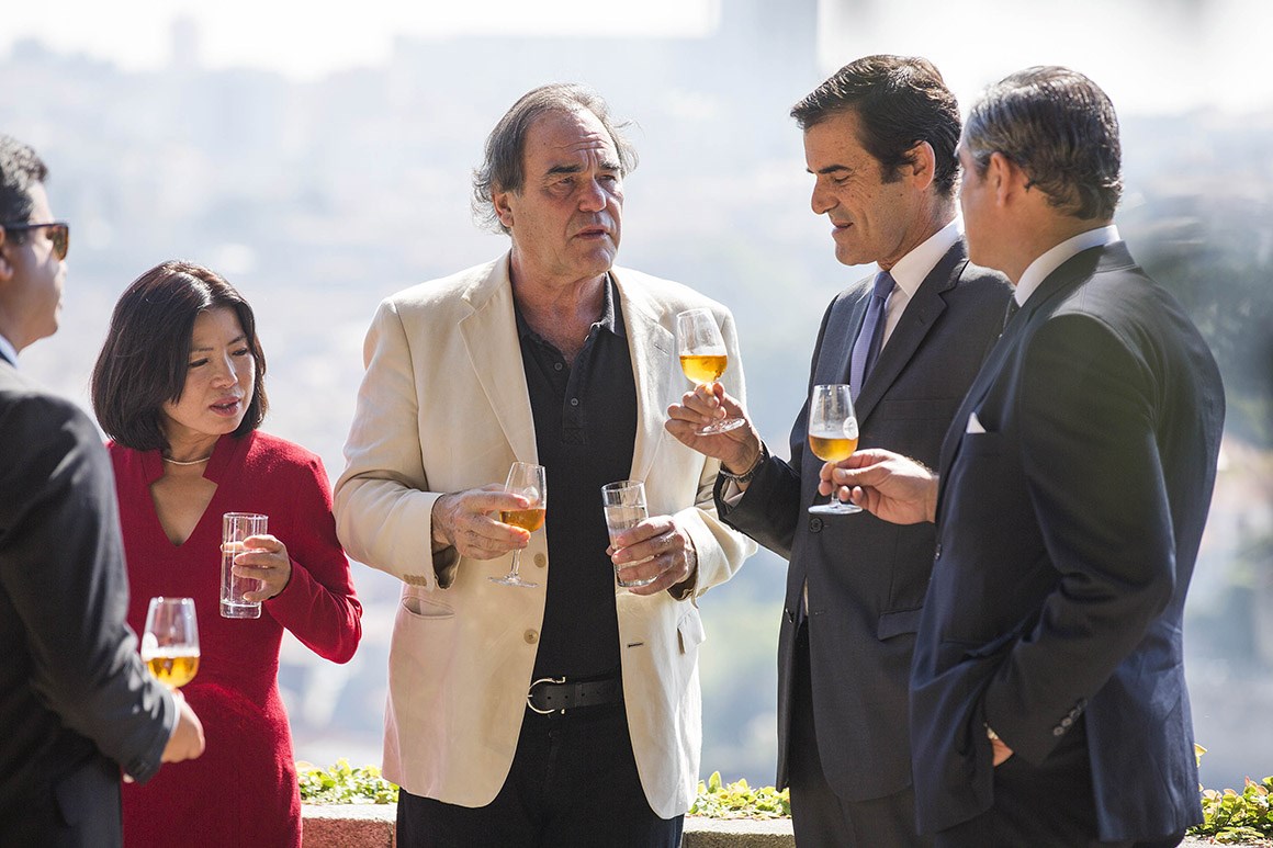 Oliver Stone apresentou no Porto a sua visão crítica da história americana