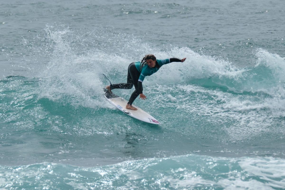 Prémio “Turismo do Centro” distingue jovens talentos da região na Liga MEO Surf
