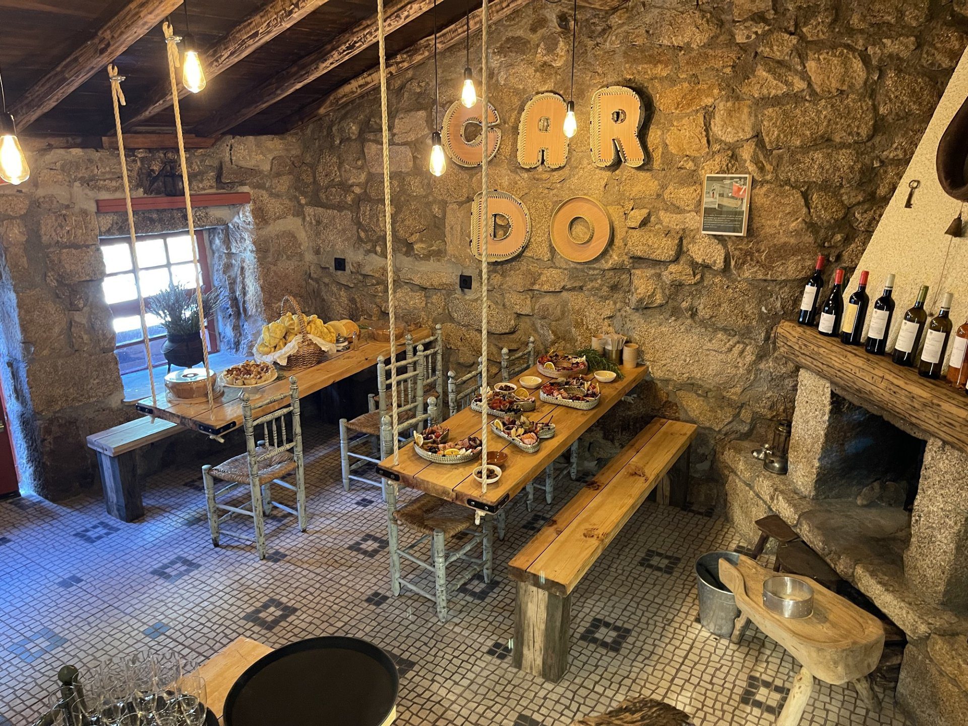 A “CARDO – Taberna & Mercearia” é mais um pretexto para visitar a Aldeia Histórica de Sortelha